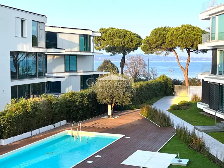 Immagine 32 di Appartamento in vendita  in Via Catullo a Lonato del Garda