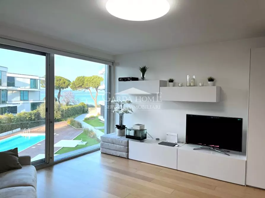 Immagine 33 di Appartamento in vendita  in Via Catullo a Lonato del Garda