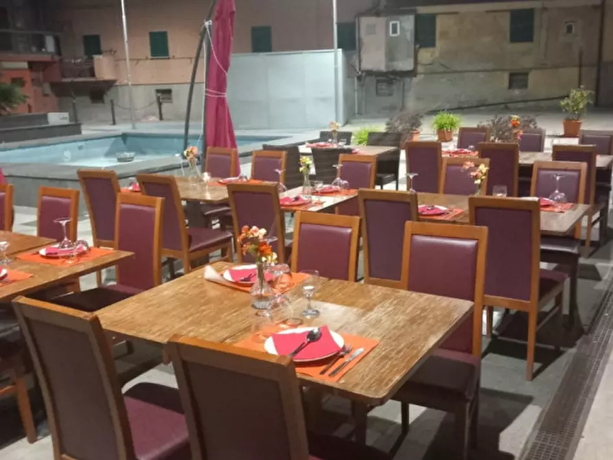 Immagine 1 di Attività commerciale in vendita  in vico Del Molo a Savona