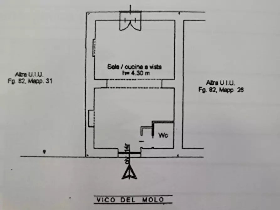 Immagine 2 di Attività commerciale in vendita  in vico Del Molo a Savona
