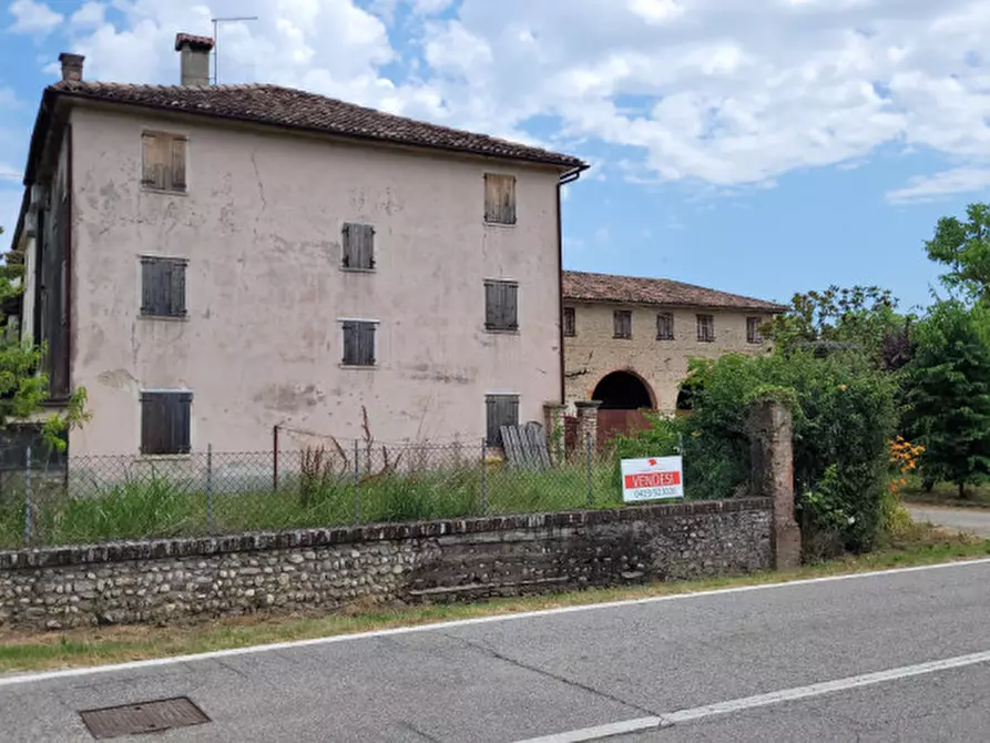 Immagine 2 di Casa bifamiliare in vendita  in Via Caldretta a Maser