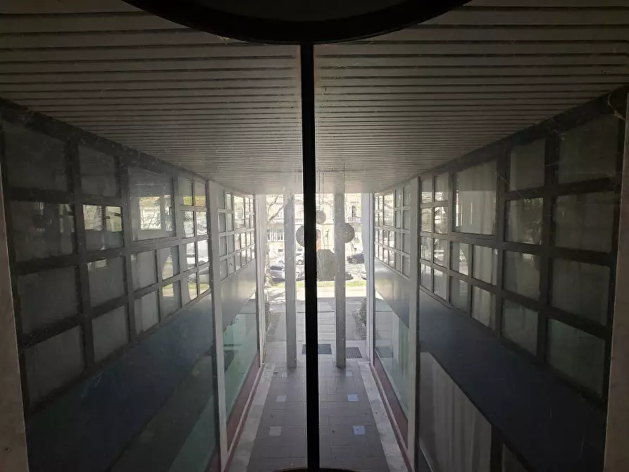 Immagine 31 di Palazzo in vendita  in corso italia 155 a Gorizia