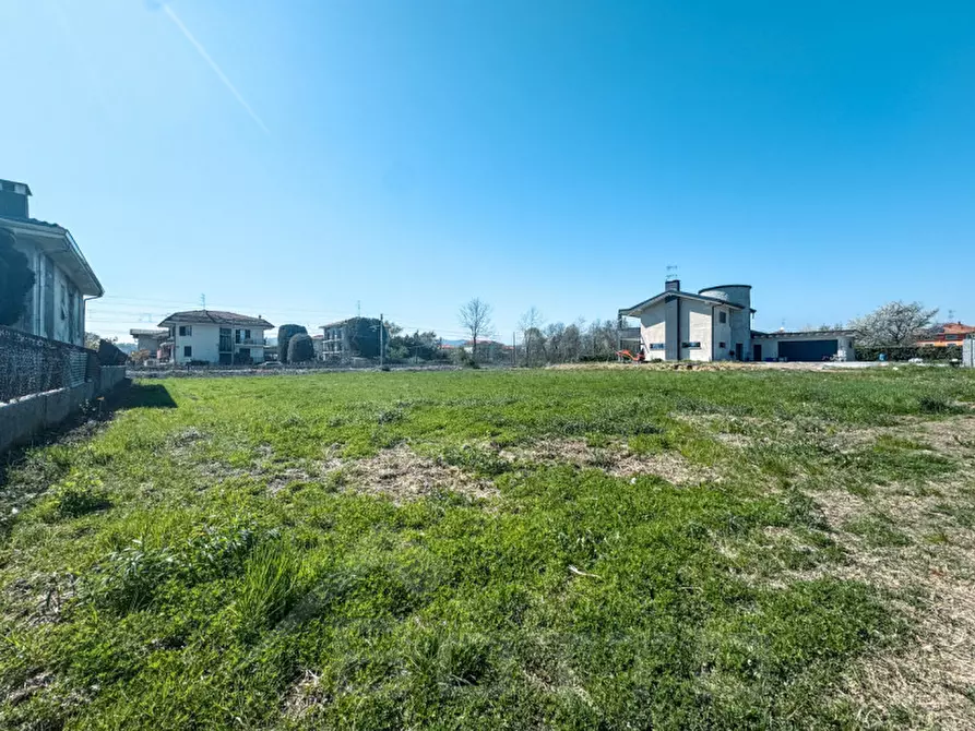 Immagine 5 di Terreno in vendita  in via verdi a Borgomanero