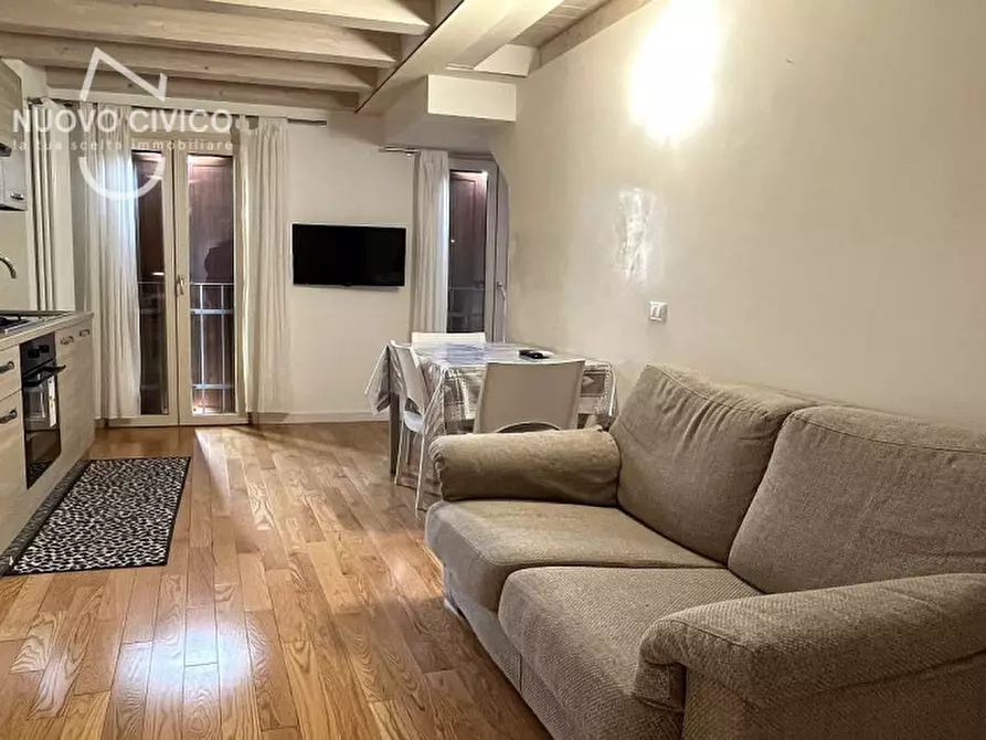 Immagine 1 di Appartamento in affitto  in Via Antonio Salieri 28 a Verona