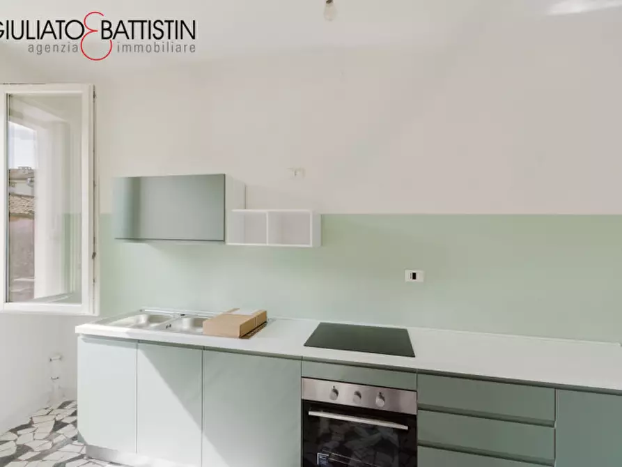 Immagine 2 di Appartamento in affitto  a Vicenza