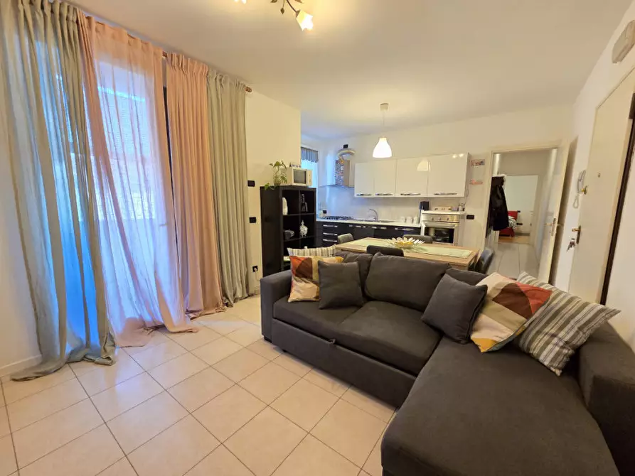 Immagine 3 di Appartamento in vendita  in Via schiavonesca nuova 144 volpago del montello a Volpago Del Montello