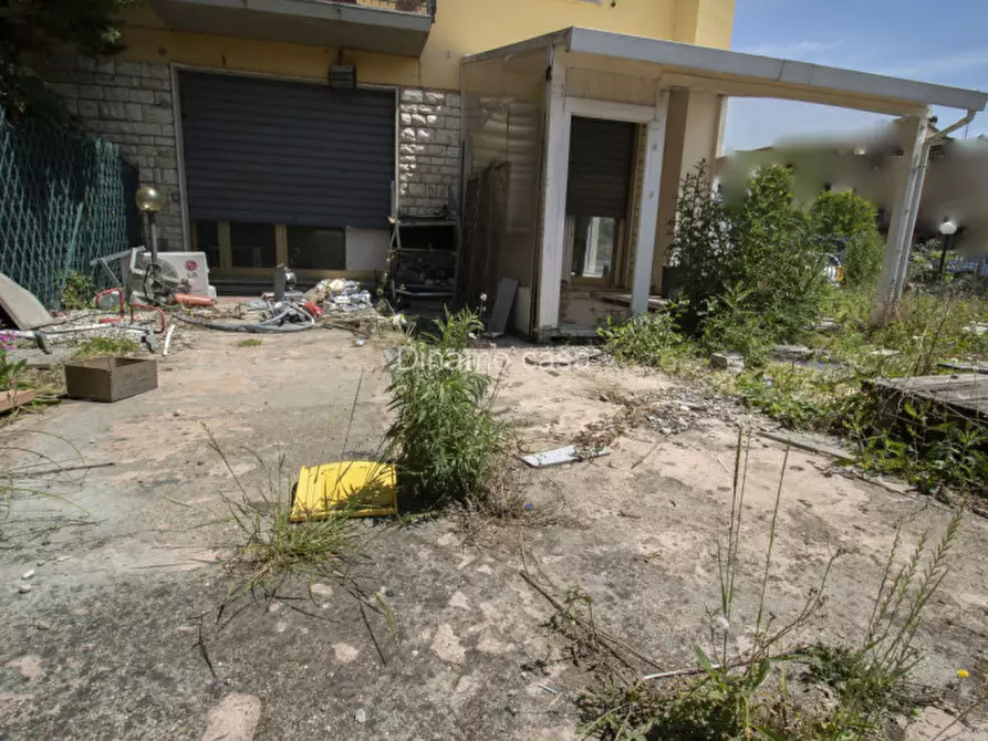 Immagine 14 di Appartamento in vendita  a Prato