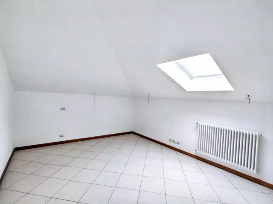 Immagine 6 di Appartamento in vendita  in Via Vittorio Emanuele II, N. 117 a Bordighera