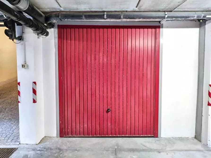 Immagine 15 di Appartamento in vendita  in Via Vittorio Emanuele II, N. 117 a Bordighera