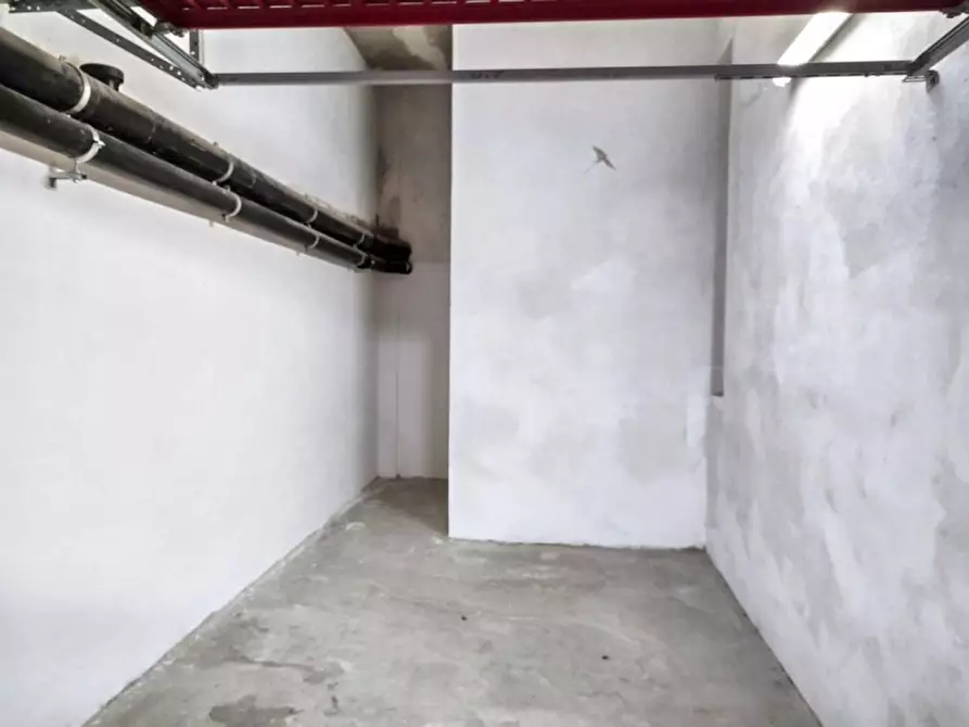 Immagine 18 di Appartamento in vendita  in Via Vittorio Emanuele II, N. 117 a Bordighera