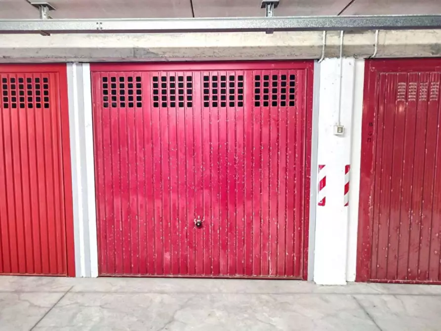 Immagine 18 di Appartamento in vendita  in Via Vittorio Emanuele II, N. 117 a Bordighera