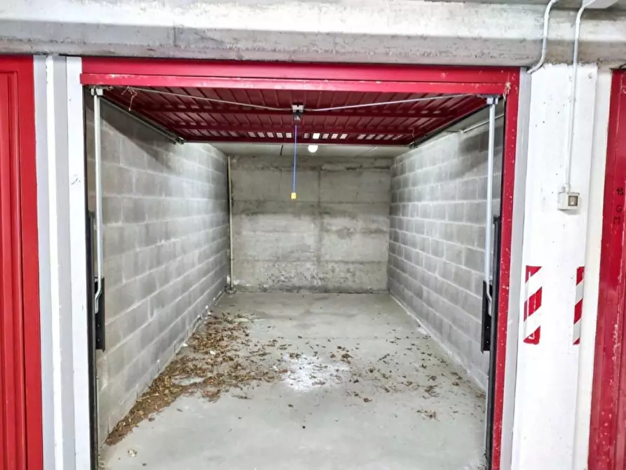 Immagine 19 di Appartamento in vendita  in Via Vittorio Emanuele II, N. 117 a Bordighera