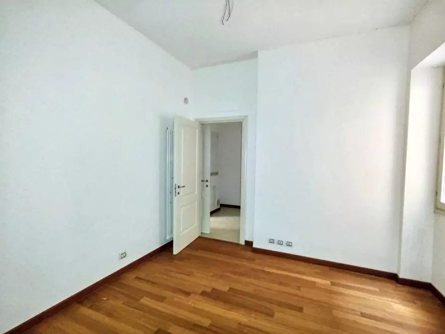 Immagine 7 di Appartamento in vendita  in Via Vittorio Emanuele II, N. 117 a Bordighera