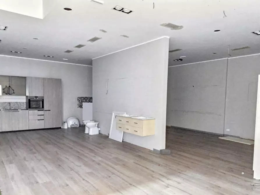 Immagine 3 di Capannone industriale in vendita  in Strada Statale 554, N. Snc a Quartucciu