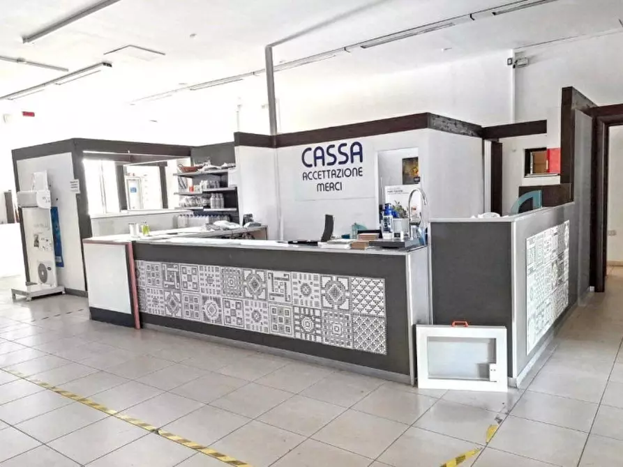 Immagine 4 di Capannone industriale in vendita  in Strada Statale 554, N. Snc a Quartucciu