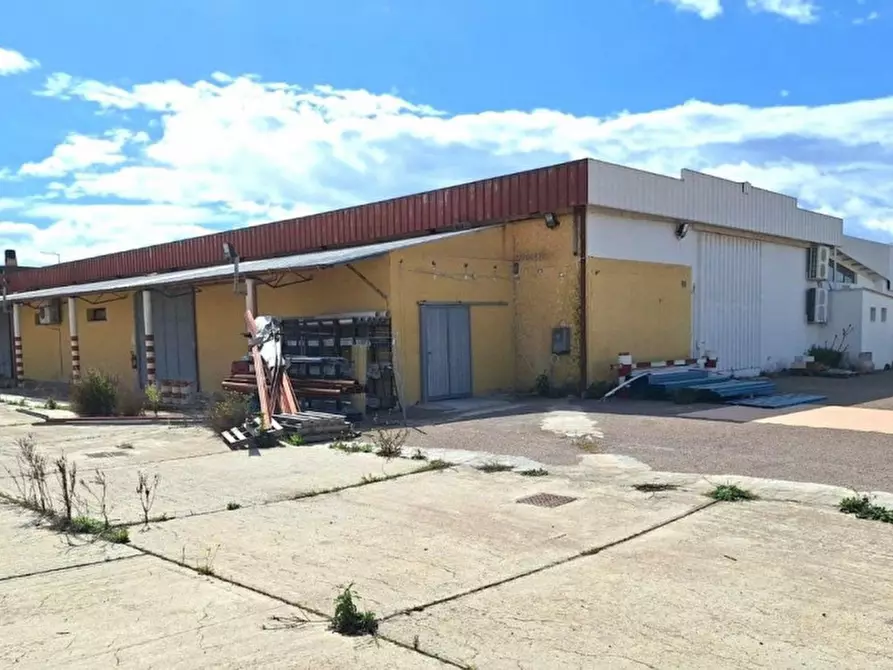 Immagine 6 di Capannone industriale in vendita  in Strada Statale 554, N. Snc a Quartucciu