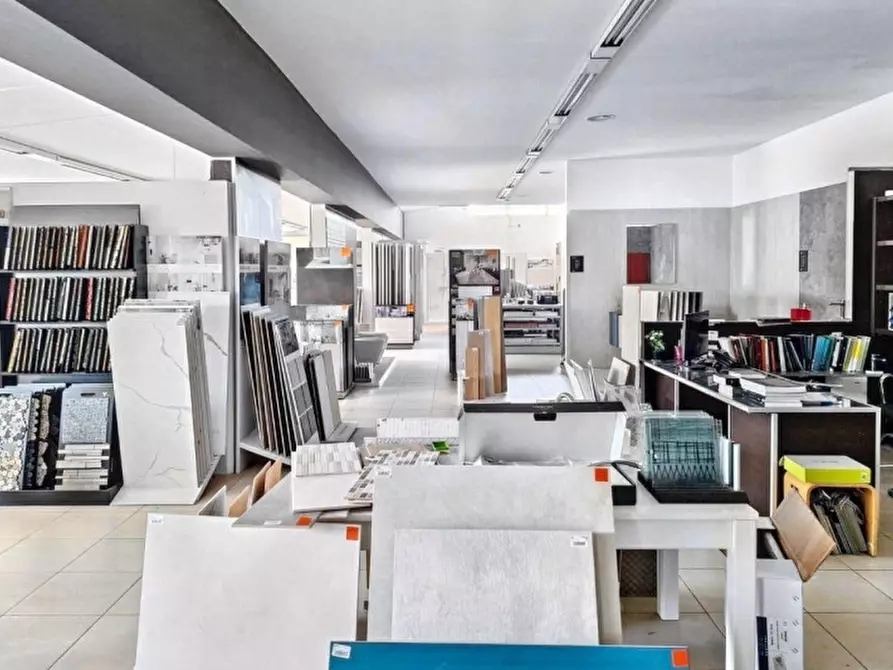 Immagine 7 di Capannone industriale in vendita  in Strada Statale 554, N. Snc a Quartucciu