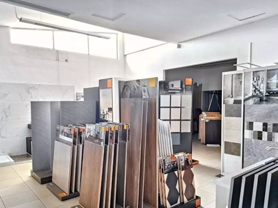 Immagine 8 di Capannone industriale in vendita  in Strada Statale 554, N. Snc a Quartucciu