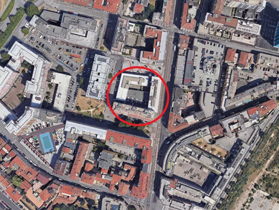 Immagine 26 di Magazzino in vendita  in Piazza Alcide De Gasperi, N. 51 bis - 65 a Padova