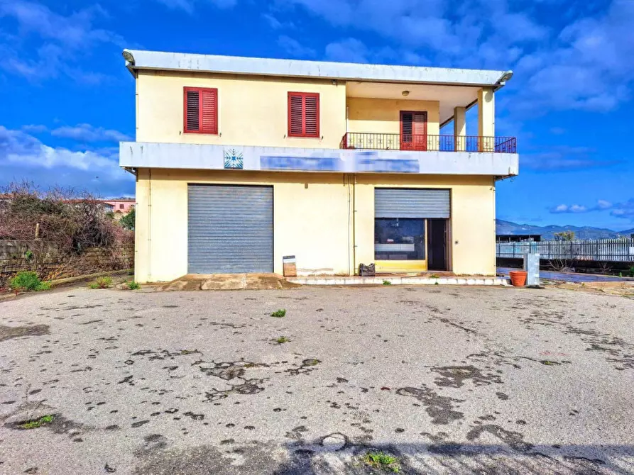 Immagine 1 di Capannone industriale in vendita  in Via Carmine Soro, N. snc a Irgoli