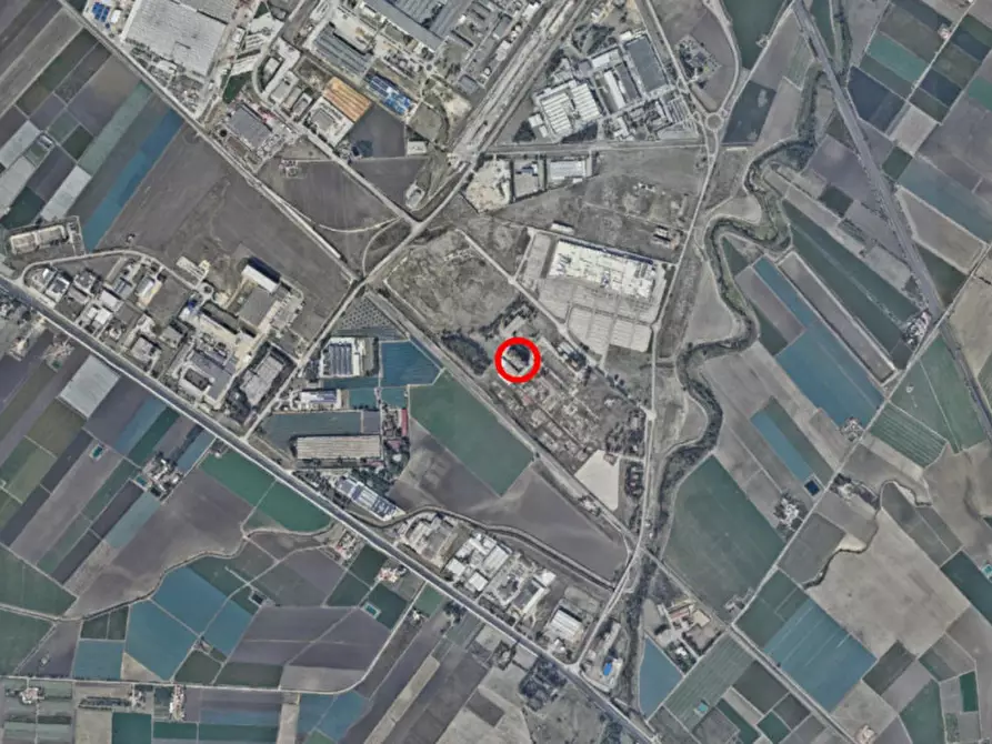 Immagine 10 di Magazzino in vendita  in contrada Incoronata, N. snc a Foggia