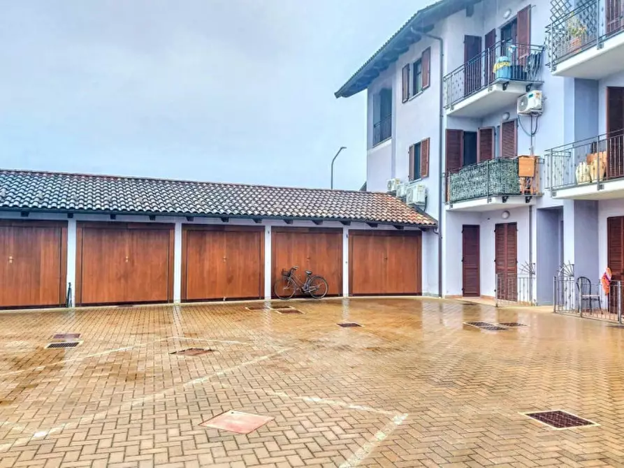 Immagine 2 di Posto auto in vendita  in Viale Monviso, N. 15 a Lombriasco