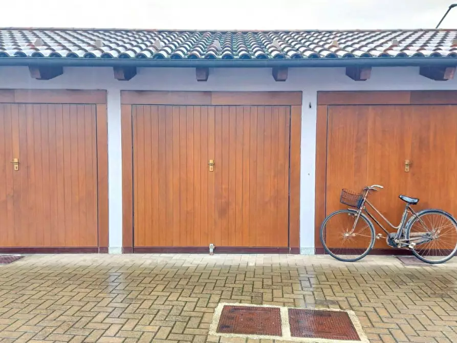 Immagine 4 di Posto auto in vendita  in Viale Monviso, N. 15 a Lombriasco