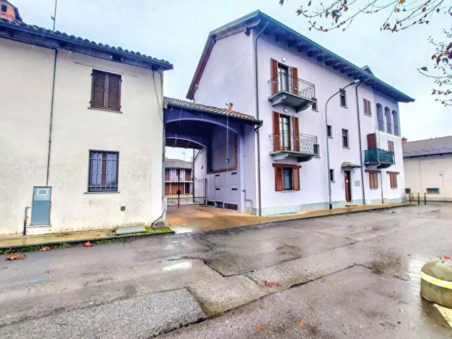 Immagine 11 di Posto auto in vendita  in Viale Monviso, N. 15 a Lombriasco