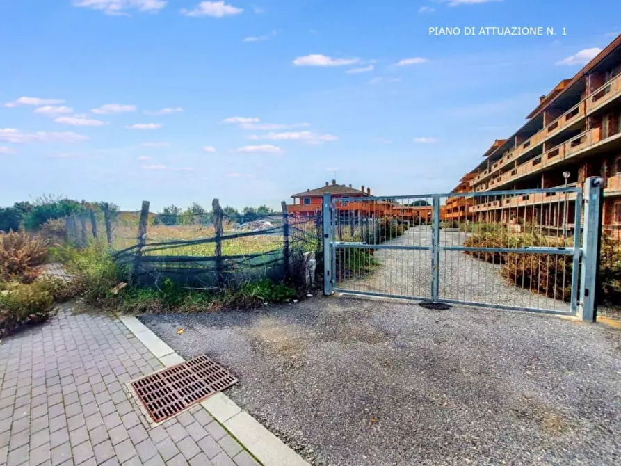 Immagine 7 di Terreno in vendita  in Via Luigi Albertini - Loc. Centro Tre Denari, N. snc a Fiumicino
