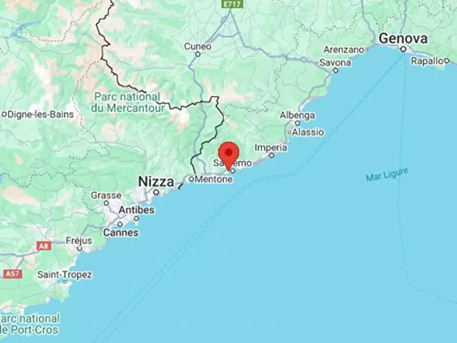 Immagine 4 di Posto auto in vendita  in Via Franco Alfano, N. snc a San Remo