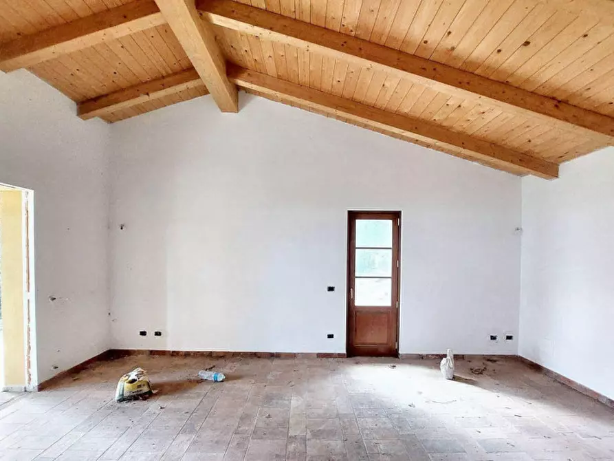 Immagine 7 di Appartamento in vendita  in Via Castagnetana, N. Snc a Monteverdi Marittimo