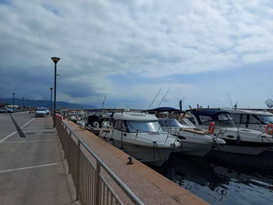 Immagine 13 di Posto auto in vendita  in Lungomare Marconi, N. snc a Borghetto Santo Spirito