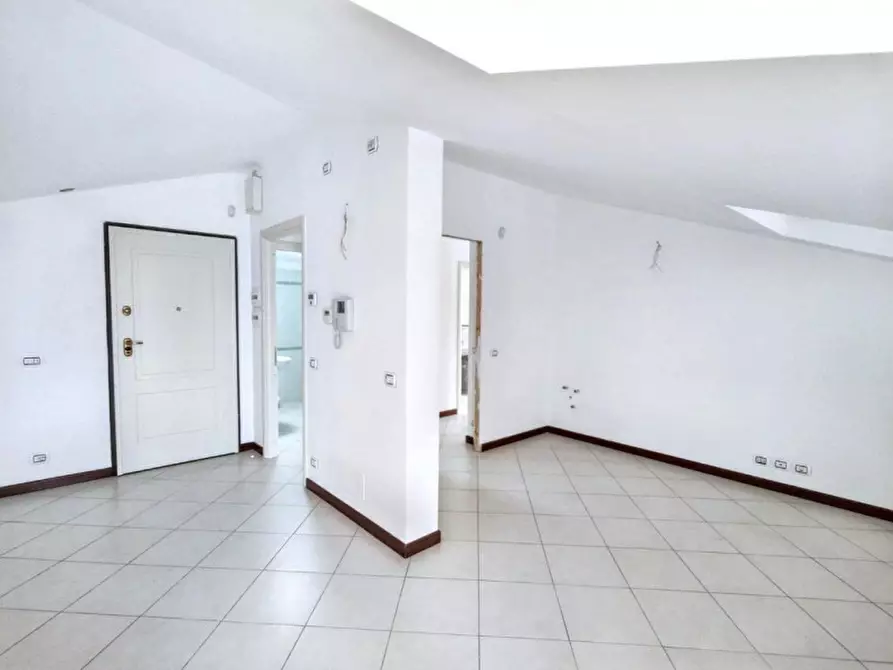 Immagine 5 di Appartamento in vendita  in Via Vittorio Emanuele II, N. 117 a Bordighera