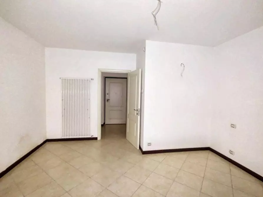 Immagine 15 di Appartamento in vendita  in Via Vittorio Emanuele II, N. 117 a Bordighera