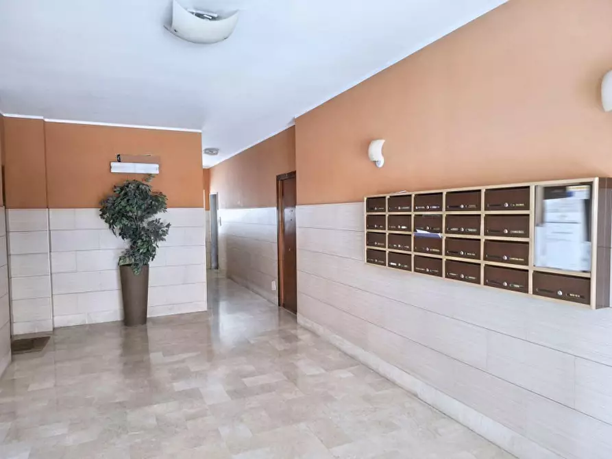 Immagine 11 di Appartamento in vendita  in Via Maresciallo Guglielmo Pecori Giraldi, N. 28 a Palermo