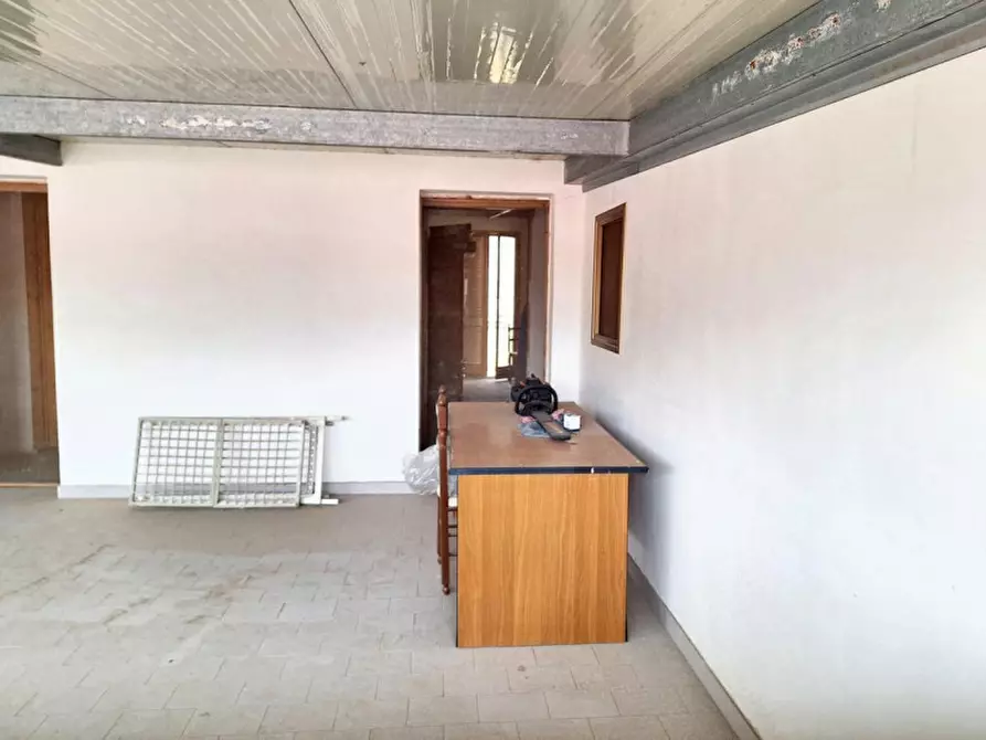 Immagine 3 di Magazzino in vendita  in Via Siracusa, N. 19 a Scordia