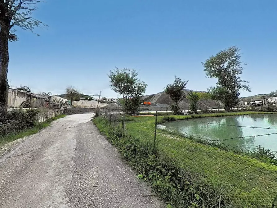 Immagine 8 di Attività commerciale in vendita  in Via Enrico Fermi, N. snc a Cagli