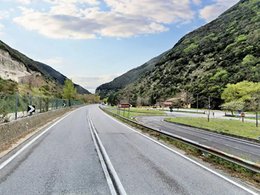 Immagine 3 di Terreno in vendita  in Via Flaminia sud - SS3, N. snc a Cagli