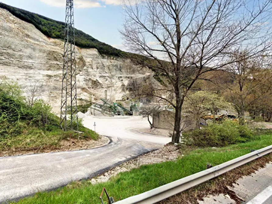 Immagine 8 di Terreno in vendita  in Via Flaminia sud - SS3, N. snc a Cagli