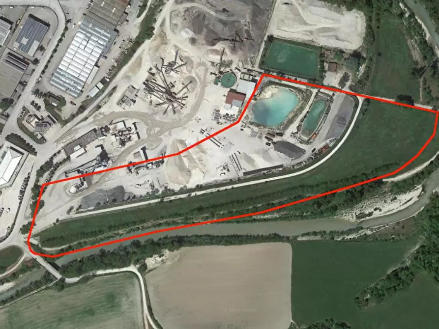 Immagine 1 di Terreno in vendita  in Via Antonio Meucci, N. snc a Cagli