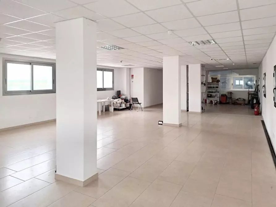 Immagine 12 di Capannone industriale in vendita  in c.da Porrazzi, N. snc a Ciminna