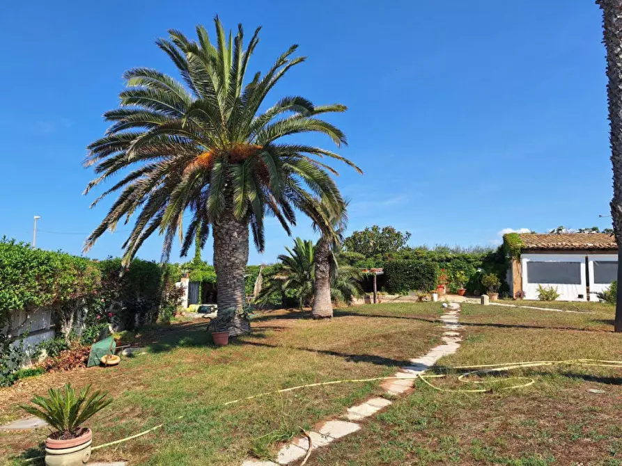 Immagine 4 di Villa in vendita  in Via Capo Zafaglione, N. snc a Vittoria