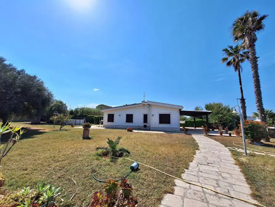 Immagine 11 di Villa in vendita  in Via Capo Zafaglione, N. snc a Vittoria