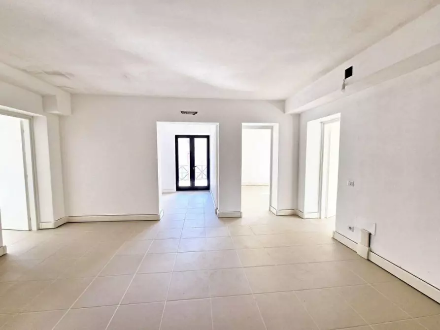 Ufficio in vendita in Via Roma, N. 1 a Olbia
