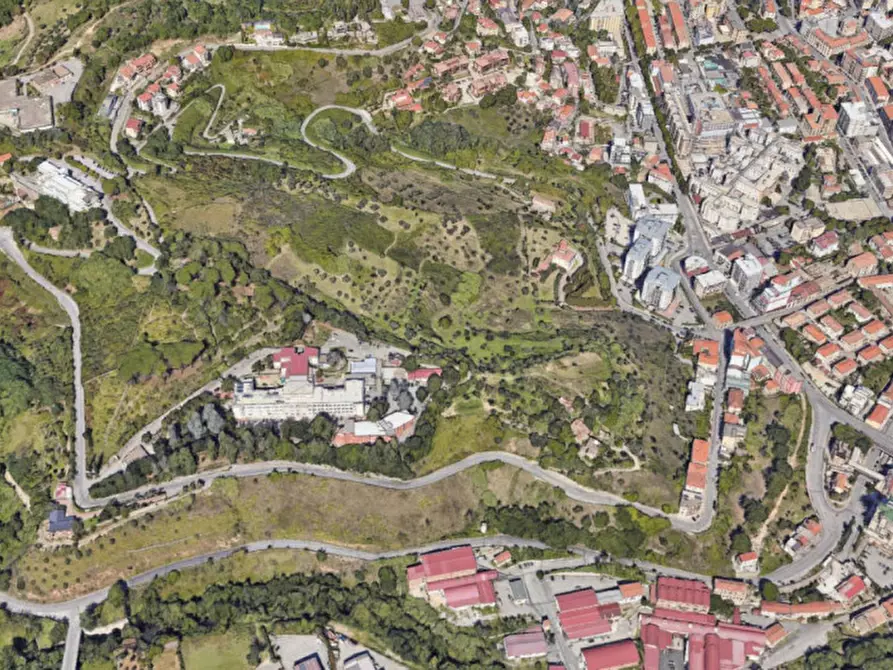 Immagine 3 di Terreno in vendita  in Via Domenico Gaudio, N. snc a Cosenza