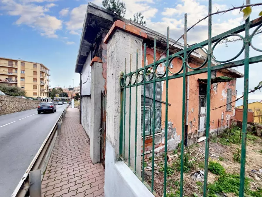 Immagine 9 di Palazzo in vendita  in Via Gabriele D'Annunzio, N. snc a Imperia