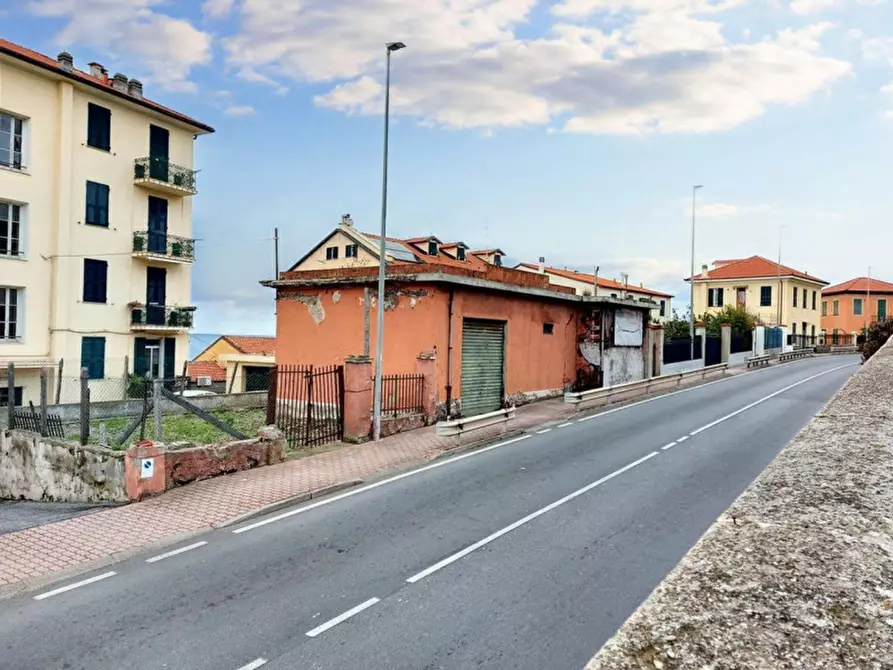 Immagine 11 di Palazzo in vendita  in Via Gabriele D'Annunzio, N. snc a Imperia