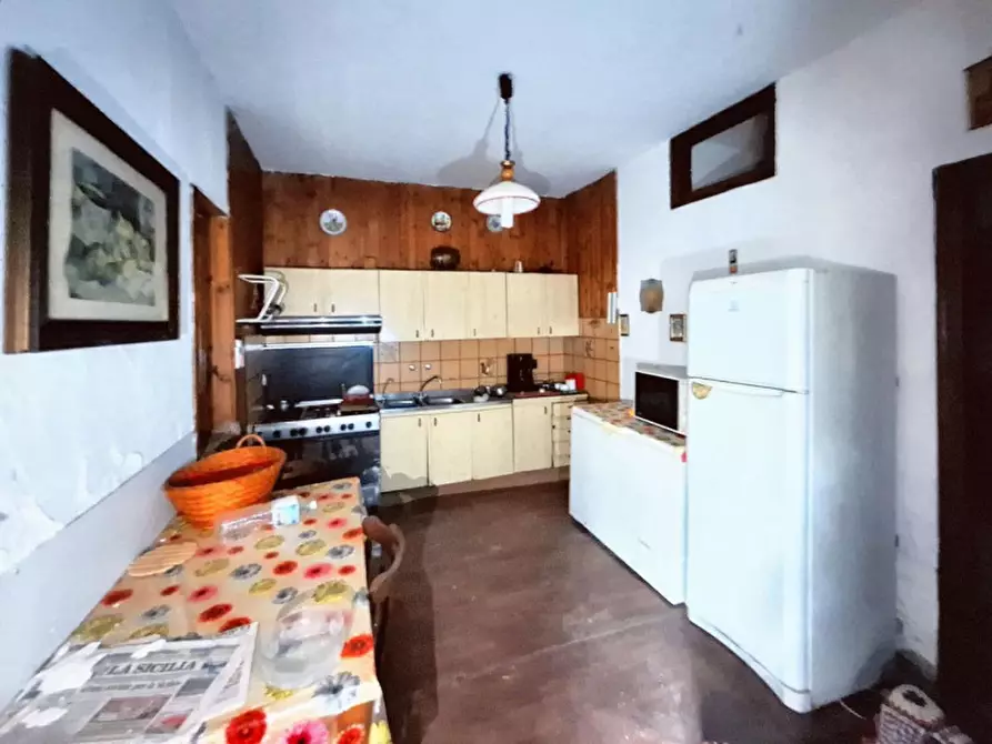 Immagine 3 di Casa indipendente in vendita  in Strada Comunale 69 Bruchito, N. snc a Enna