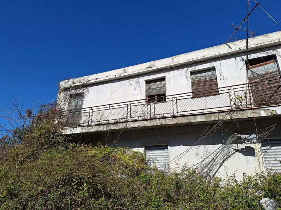 Immagine 8 di Palazzo in vendita  in C.da Passo Siracusa, N. snc a Melilli