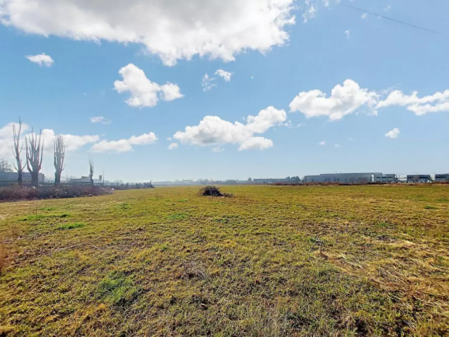 Immagine 5 di Terreno in vendita  in Via Guido Gozzano, N. snc a Nichelino